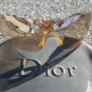 SOLD Dior sunnies